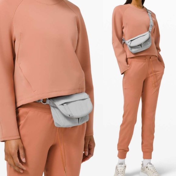 Lululemon Silver Gray Belt Bag Adjustable Strap All Night Festival Bag Micro - Picture 2 of 8